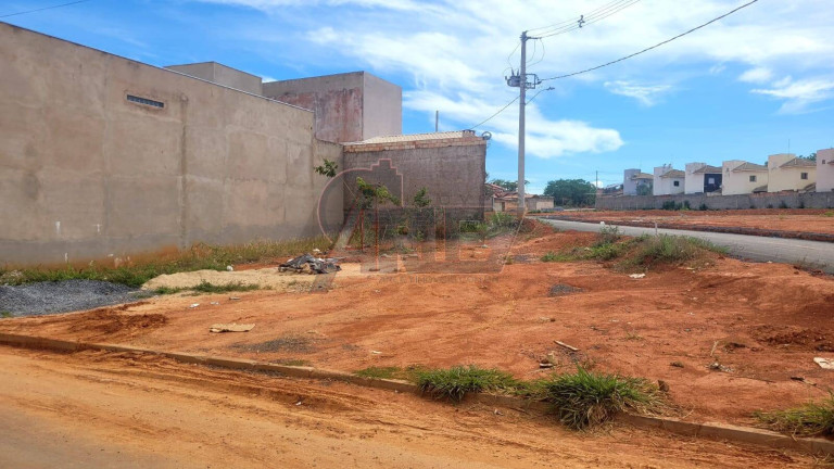 Terreno à Venda, 280 m² em Belvedere - Montes Claros