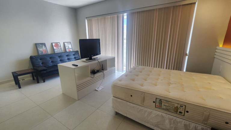Imagem Apartamento com 1 Quarto para Alugar, 41 m² em Pompéia - Santos