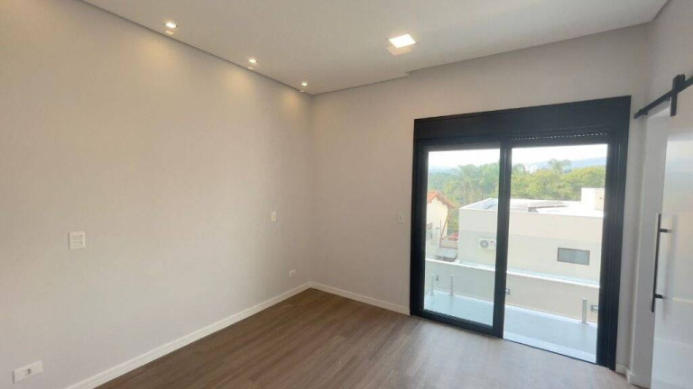 Imagem Casa com 3 Quartos à Venda, 310 m² em Alphaville 3 - Santana De Parnaíba Imagem Casa com 3 Quartos à Venda, 310 m² em Alphaville 3 - Santana De Parnaíba