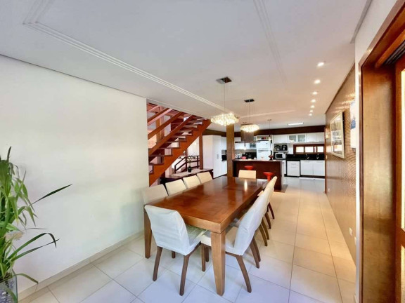 Imagem Casa com 5 Quartos à Venda, 446 m² em águas Da Fazendinha - Carapicuíba