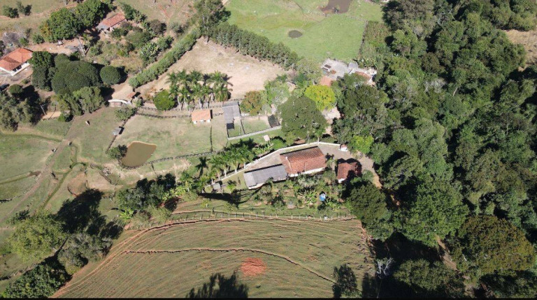 Imagem Chácara com 6 Quartos à Venda, 150.000 m² em Monte Belo - Santa Rita Do Sapucaí