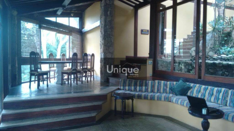 Imagem Casa com 8 Quartos à Venda, 800 m² em Ferradura - Armação Dos Búzios Imagem Casa com 8 Quartos à Venda, 800 m² em Ferradura - Armação Dos Búzios