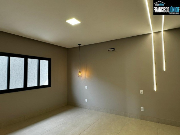 Imagem Casa com 3 Quartos à Venda, 382 m² em Setor Dos Funcionários - Goiânia