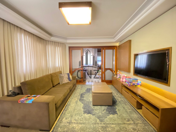 Imagem Casa com 5 Quartos à Venda, 500 m² em Centro I - Brusque