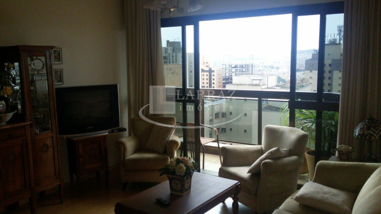 Imagem Imóvel com 3 Quartos à Venda, 116 m² em Centro - Ribeirão Preto Imagem Imóvel com 3 Quartos à Venda, 116 m² em Centro - Ribeirão Preto