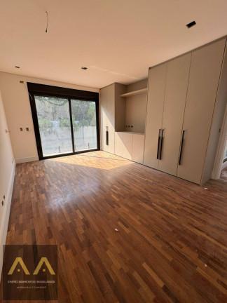 Imagem Casa com 4 Quartos à Venda, 420 m² em Alphaville - Santana De Parnaíba Imagem Casa com 4 Quartos à Venda, 420 m² em Alphaville - Santana De Parnaíba