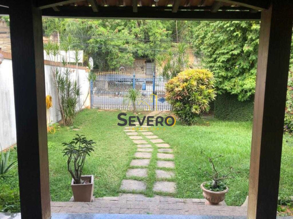 Imagem Casa com 5 Quartos à Venda, 300 m² em Centro - São Gonçalo Imagem Casa com 5 Quartos à Venda, 300 m² em Centro - São Gonçalo