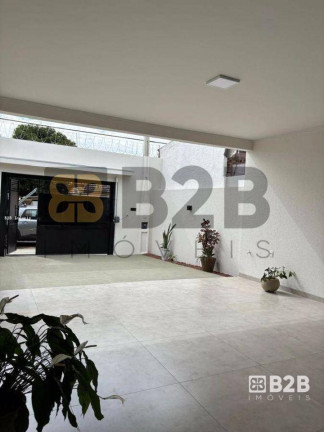 Imagem Casa com 3 Quartos à Venda, 242 m² em Vila Souto - Bauru Imagem Casa com 3 Quartos à Venda, 242 m² em Vila Souto - Bauru