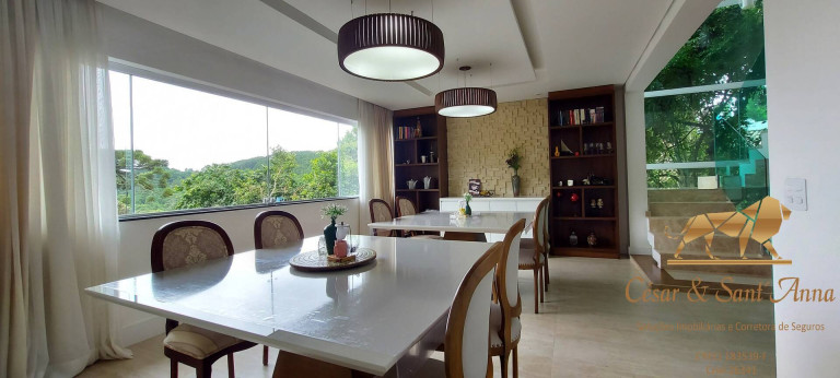 Imagem Casa com 3 Quartos à Venda, 450 m² em Alto Da Boa Vista - Campos Do Jordão Imagem Casa com 3 Quartos à Venda, 450 m² em Alto Da Boa Vista - Campos Do Jordão