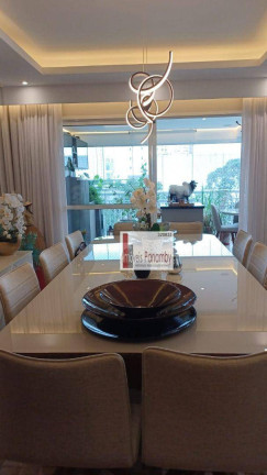 Imagem Apartamento com 3 Quartos à Venda, 240 m² em Vila Suzana - São Paulo