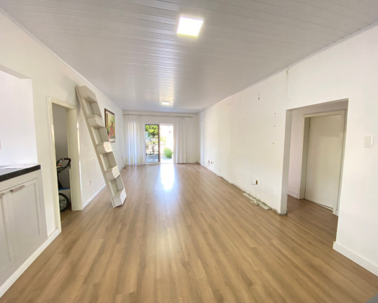 Imagem Sobrado com 3 Quartos para Alugar, 120 m² em Jardim Maluche - Brusque