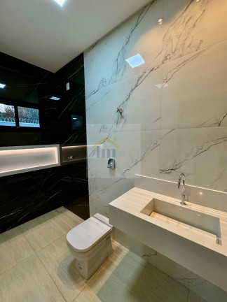 Imagem Casa com 3 Quartos à Venda, 200 m² em Parque Das Flores - Goiânia