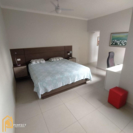 Imagem Casa com 3 Quartos para Alugar, 180 m² em Independência - Taubaté