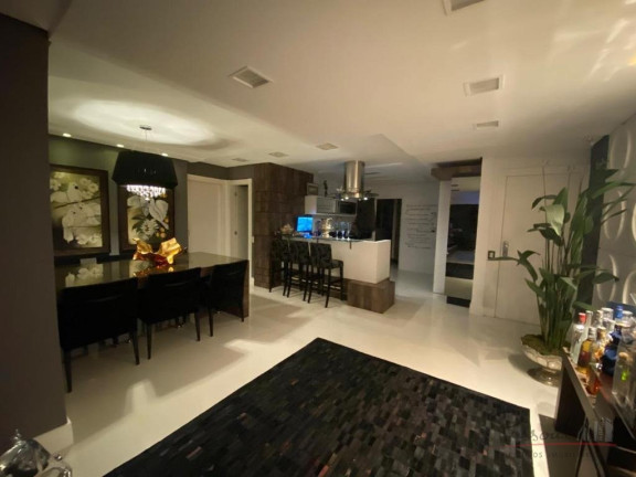 Imagem Apartamento com 3 Quartos à Venda, 228 m² em Agronômica - Florianópolis