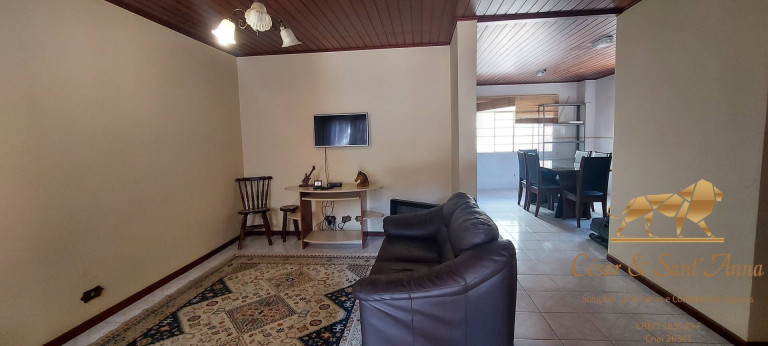 Imagem Casa com 4 Quartos à Venda, 270 m² em Jardim Márcia - Campos Do Jordão