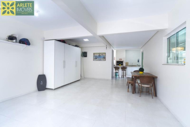 Imagem Casa com 3 Quartos para Alugar ou Temporada, 150 m² em Centro - Bombinhas Imagem Casa com 3 Quartos para Alugar ou Temporada, 150 m² em Centro - Bombinhas