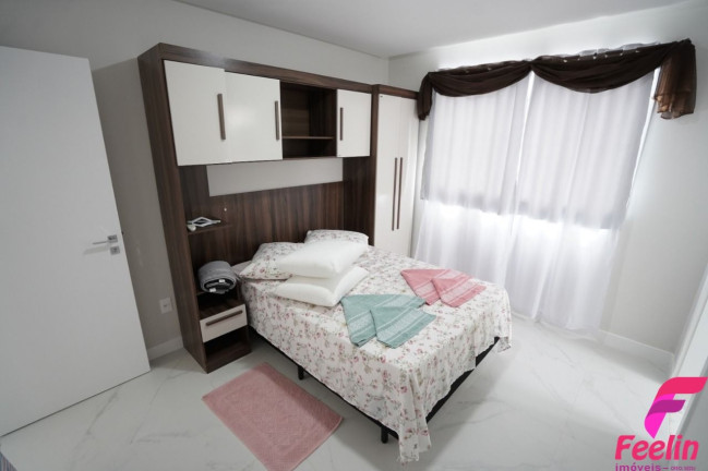 Imagem Apartamento com 2 Quartos à Venda, 135 m² em Meia Praia - Itapema Imagem Apartamento com 2 Quartos à Venda, 135 m² em Meia Praia - Itapema