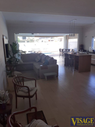 Imagem Casa com 3 Quartos à Venda, 212 m² em Jardim Jacinto - Jacareí