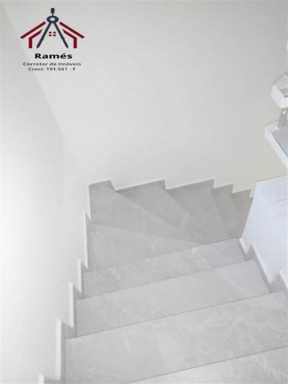 Imagem Casa com 5 Quartos à Venda, 312 m² em Vila Caicara - Praia Grande Imagem Casa com 5 Quartos à Venda, 312 m² em Vila Caicara - Praia Grande
