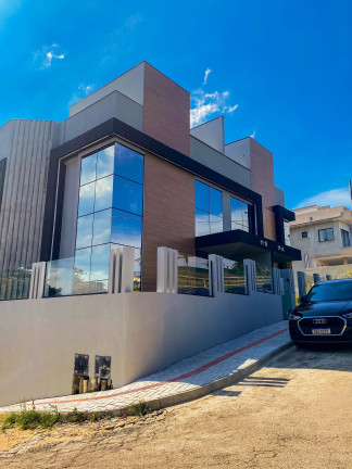 Casa com 4 Quartos à Venda, 440 m² em Canto Da Praia - Itapema