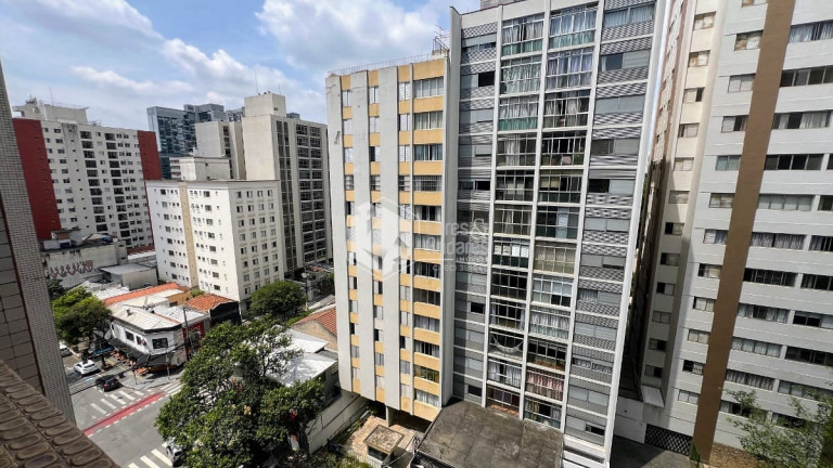 Imagem Apartamento com 3 Quartos à Venda, 137 m² em Pinheiros - São Paulo Imagem Apartamento com 3 Quartos à Venda, 137 m² em Pinheiros - São Paulo