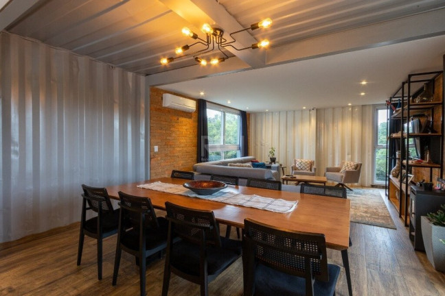 Imagem Casa com 3 Quartos à Venda, 333 m² em Teresópolis - Porto Alegre