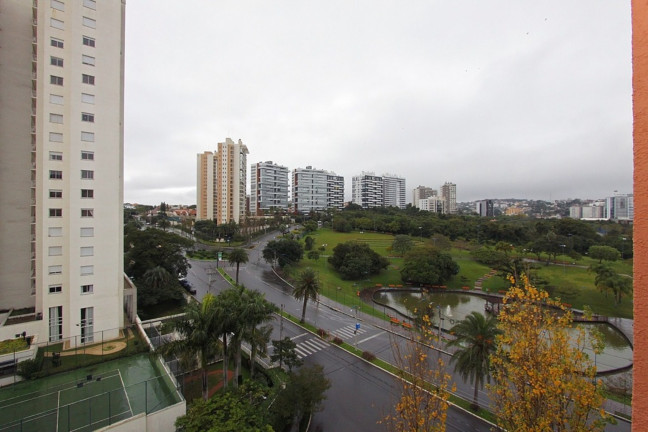 Imagem Imóvel com 3 Quartos à Venda, 167 m² em Jardim Europa - Porto Alegre Imagem Imóvel com 3 Quartos à Venda, 167 m² em Jardim Europa - Porto Alegre