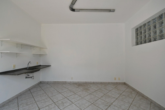 Imagem Casa com 4 Quartos à Venda, 231 m² em Vila Inah - São Paulo