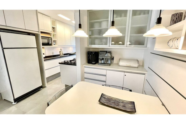 Imagem Apartamento com 2 Quartos à Venda, 142 m² em Parque Do Morumbi - São Paulo