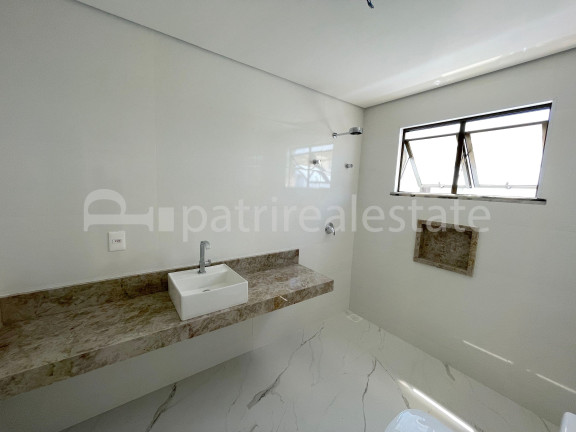 Imagem Casa com 5 Quartos à Venda, 323 m² em Coaçu - Eusébio