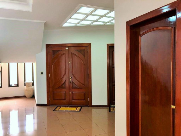 Imagem Sobrado com 5 Quartos à Venda, 602 m² em Jardim Altos De Suzano - Suzano Imagem Sobrado com 5 Quartos à Venda, 602 m² em Jardim Altos De Suzano - Suzano