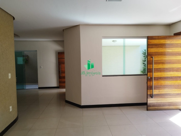 Casa com 4 Quartos para Alugar, 1 m² em Vila Guilhermina - Montes Claros