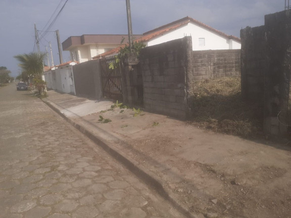 Terreno à Venda, 250 m² em Balneário Pampas - Peruíbe