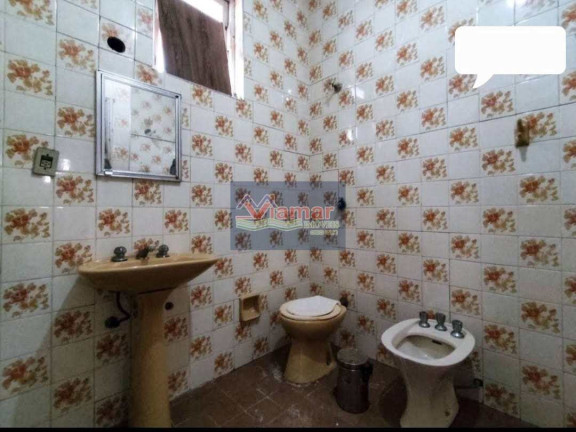 Imagem Casa com 5 Quartos à Venda, 202 m² em Tombo - Guarujá Imagem Casa com 5 Quartos à Venda, 202 m² em Tombo - Guarujá