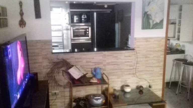 Casa com 2 Quartos à Venda, 90 m² em Jardim Continental - Taubaté
