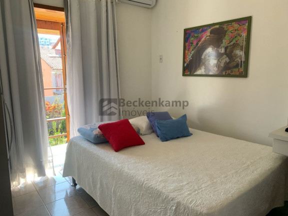 Imagem Casa com 3 Quartos à Venda, 265 m² em Jardim Belvedere - Volta Redonda Imagem Casa com 3 Quartos à Venda, 265 m² em Jardim Belvedere - Volta Redonda