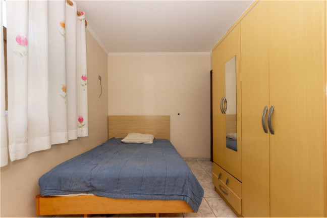 Imagem Casa com 4 Quartos à Venda, 175 m² em Jardim Taipas - São Paulo