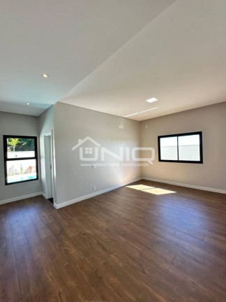 Imagem Casa com 3 Quartos à Venda, 228 m² em Parque Do Som - Pato Branco