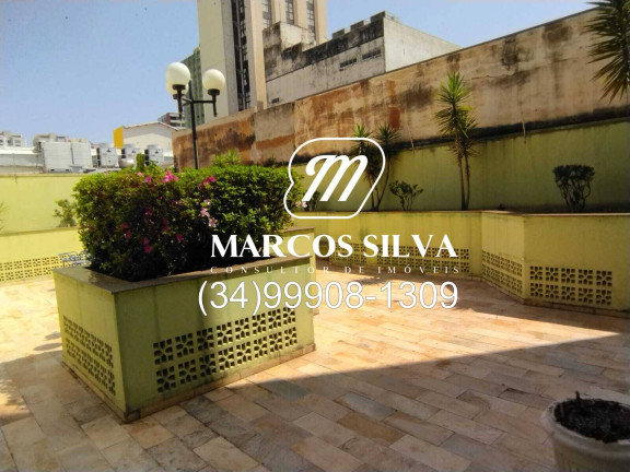 Imagem Apartamento com 3 Quartos à Venda, 105 m² em Centro - Uberlândia