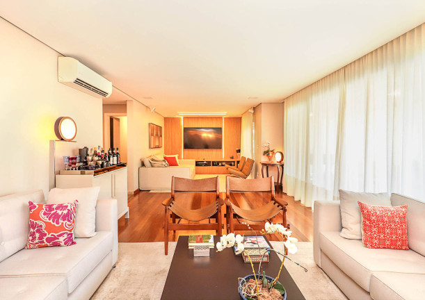 Imagem Apartamento com 3 Quartos à Venda, 226 m² em Vila Nova Conceição - São Paulo Imagem Apartamento com 3 Quartos à Venda, 226 m² em Vila Nova Conceição - São Paulo