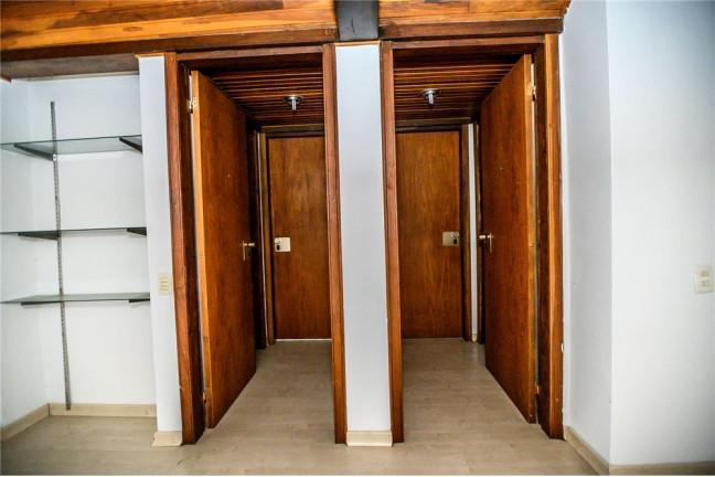 Imagem Sala Comercial à Venda, em Floresta - Porto Alegre Imagem Sala Comercial à Venda, em Floresta - Porto Alegre