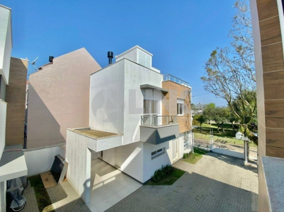 Imagem Imóvel com 3 Quartos à Venda, 154 m² em Vila Assunção - Porto Alegre Imagem Imóvel com 3 Quartos à Venda, 154 m² em Vila Assunção - Porto Alegre