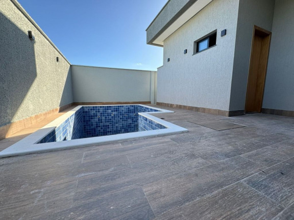 Casa com 3 Quartos à Venda, 153 m² em Jardins Barcelona - Senador Canedo