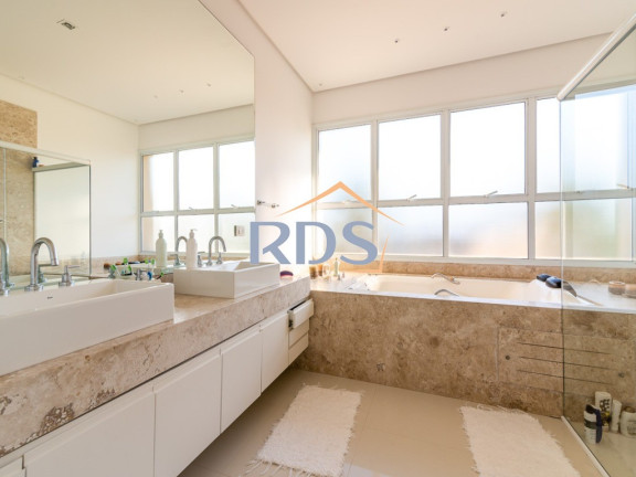 Imagem Sobrado com 5 Quartos à Venda,  em Enseada - Guarujá