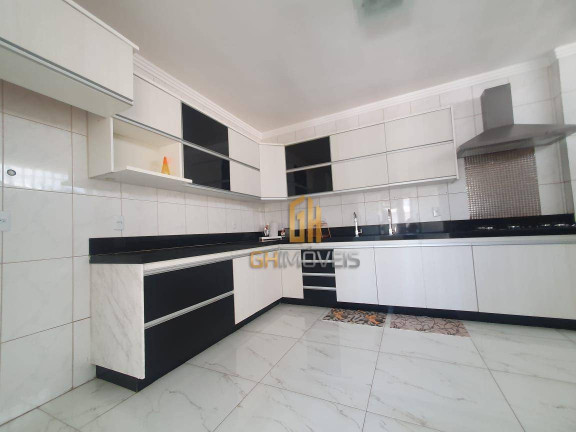 Imagem Casa com 3 Quartos à Venda, 300 m² em Setor Faiçalville - Goiânia