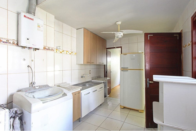 Imagem Casa com 3 Quartos à Venda, 289 m² em Morro Santana - Porto Alegre