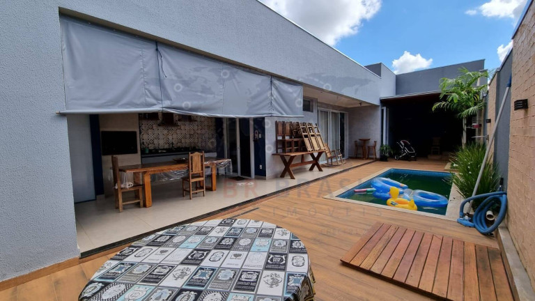 Imagem Casa com 3 Quartos à Venda, em Jardim Estoril Iii - Bauru Imagem Casa com 3 Quartos à Venda, em Jardim Estoril Iii - Bauru