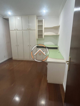 Imagem Casa com 2 Quartos à Venda, 240 m² em Osvaldo Cruz - São Caetano Do Sul