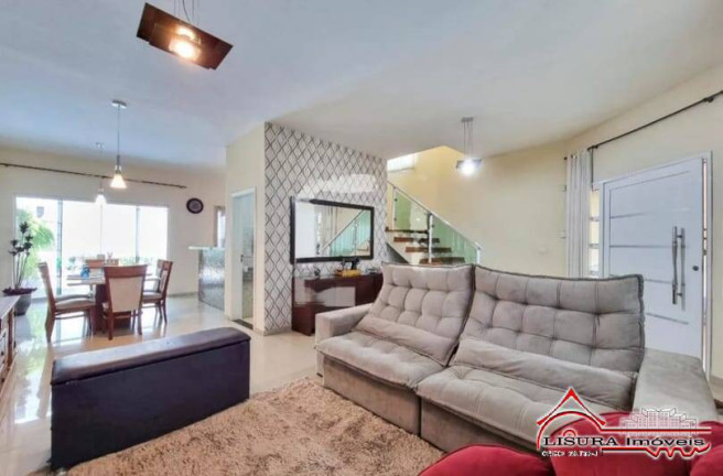 Imagem Casa com 3 Quartos à Venda, 225 m² em Loteamento Villa Branca - Jacareí Imagem Casa com 3 Quartos à Venda, 225 m² em Loteamento Villa Branca - Jacareí