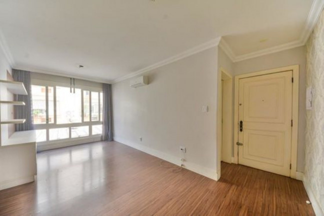 Imagem Imóvel com 2 Quartos à Venda, 75 m² em Rio Branco - Porto Alegre Imagem Imóvel com 2 Quartos à Venda, 75 m² em Rio Branco - Porto Alegre